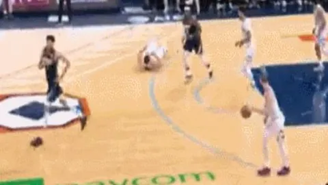 瓦格纳单场斩获33分12篮板，魔术主场战胜马刺获胜